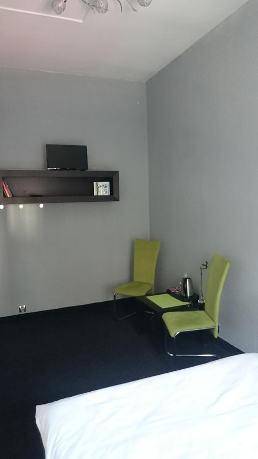 Incepcja 33 Hostel Wroclaw Ngoại thất bức ảnh