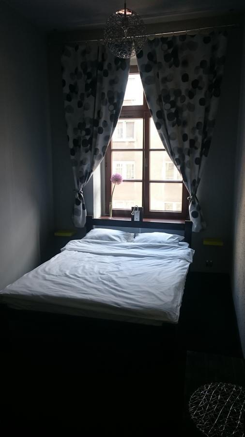 Incepcja 33 Hostel Wroclaw Ngoại thất bức ảnh